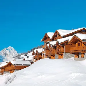 3* Aparthotel Odalys Le Grand Panorama 1